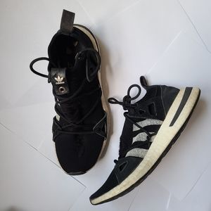 NAKED X ADIDAS CONSORTIUM COLLAB, SZ. 8.5